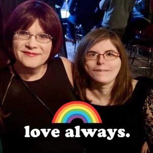 Meet your Posher, Rhiannon